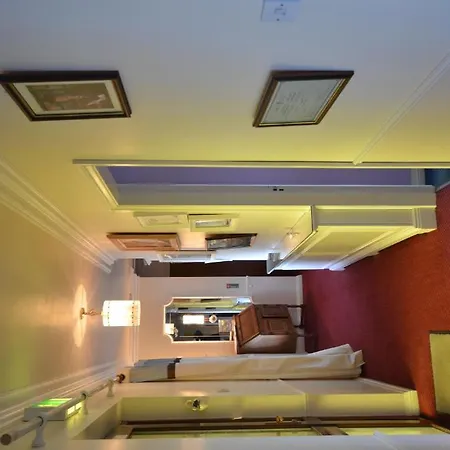 Gormans Country Home 4*